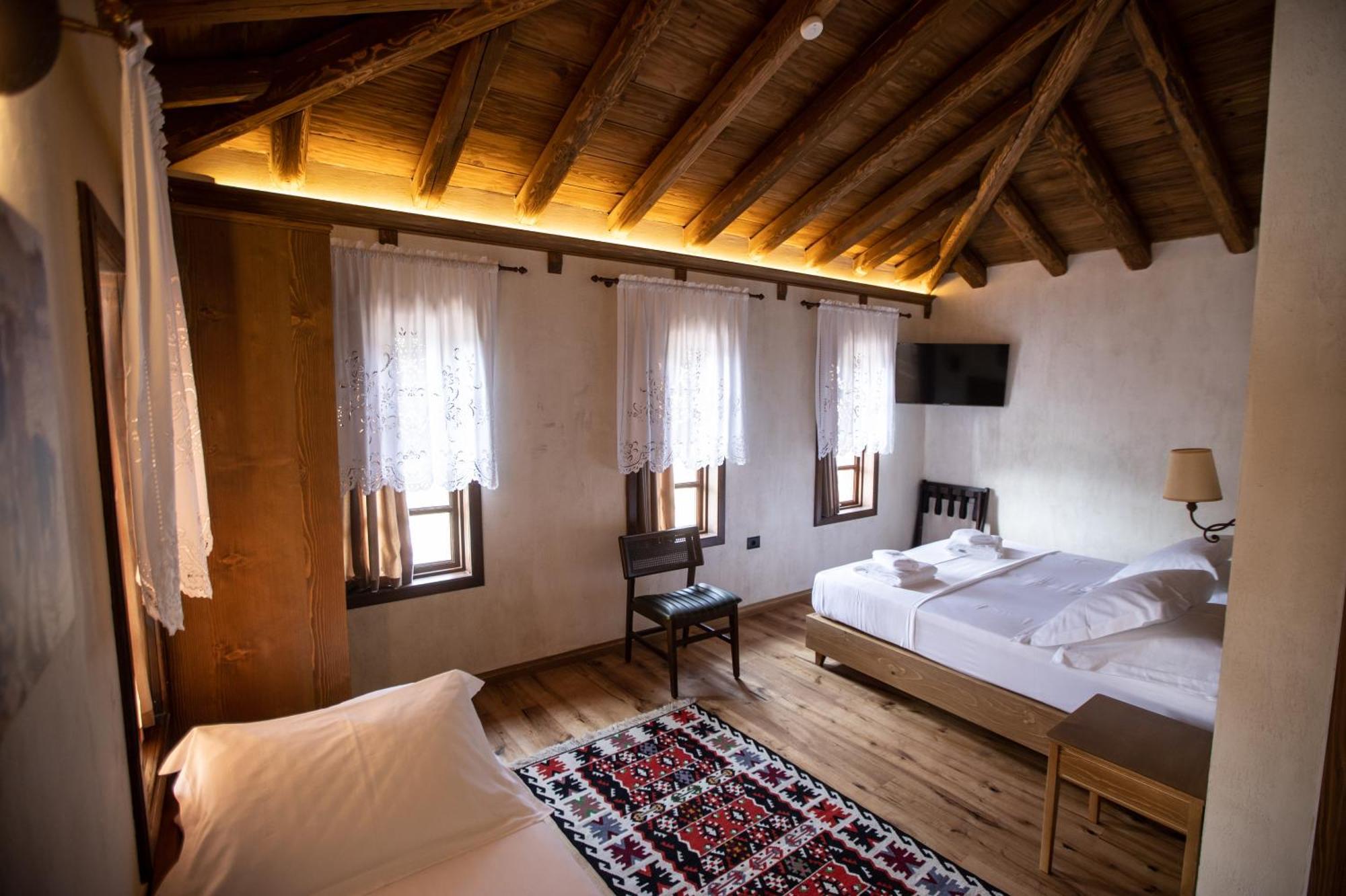 Vista Boutique Hotel 培拉特 外观 照片