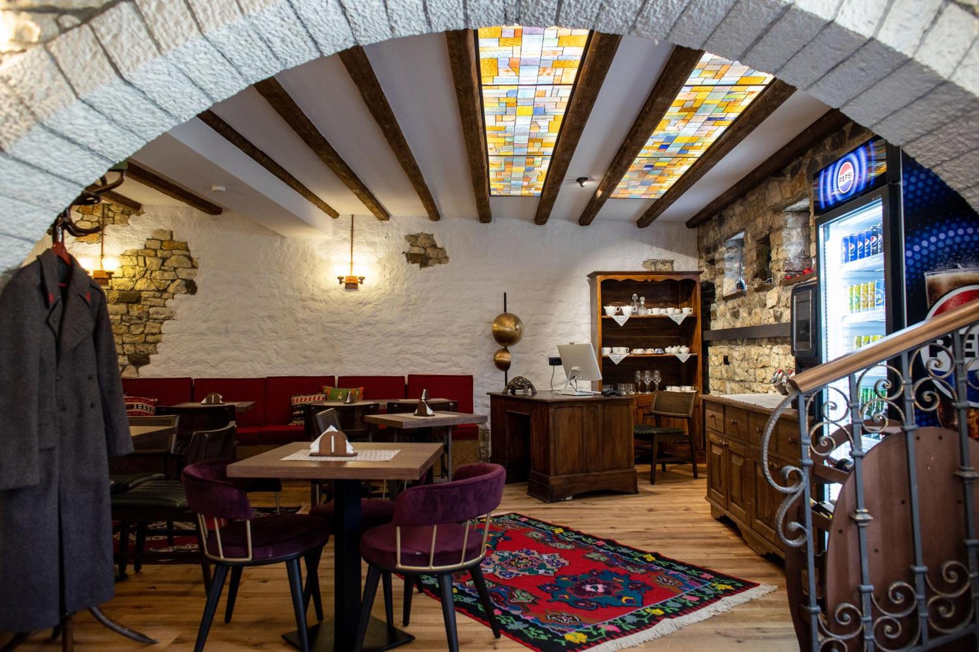 Vista Boutique Hotel 培拉特 外观 照片