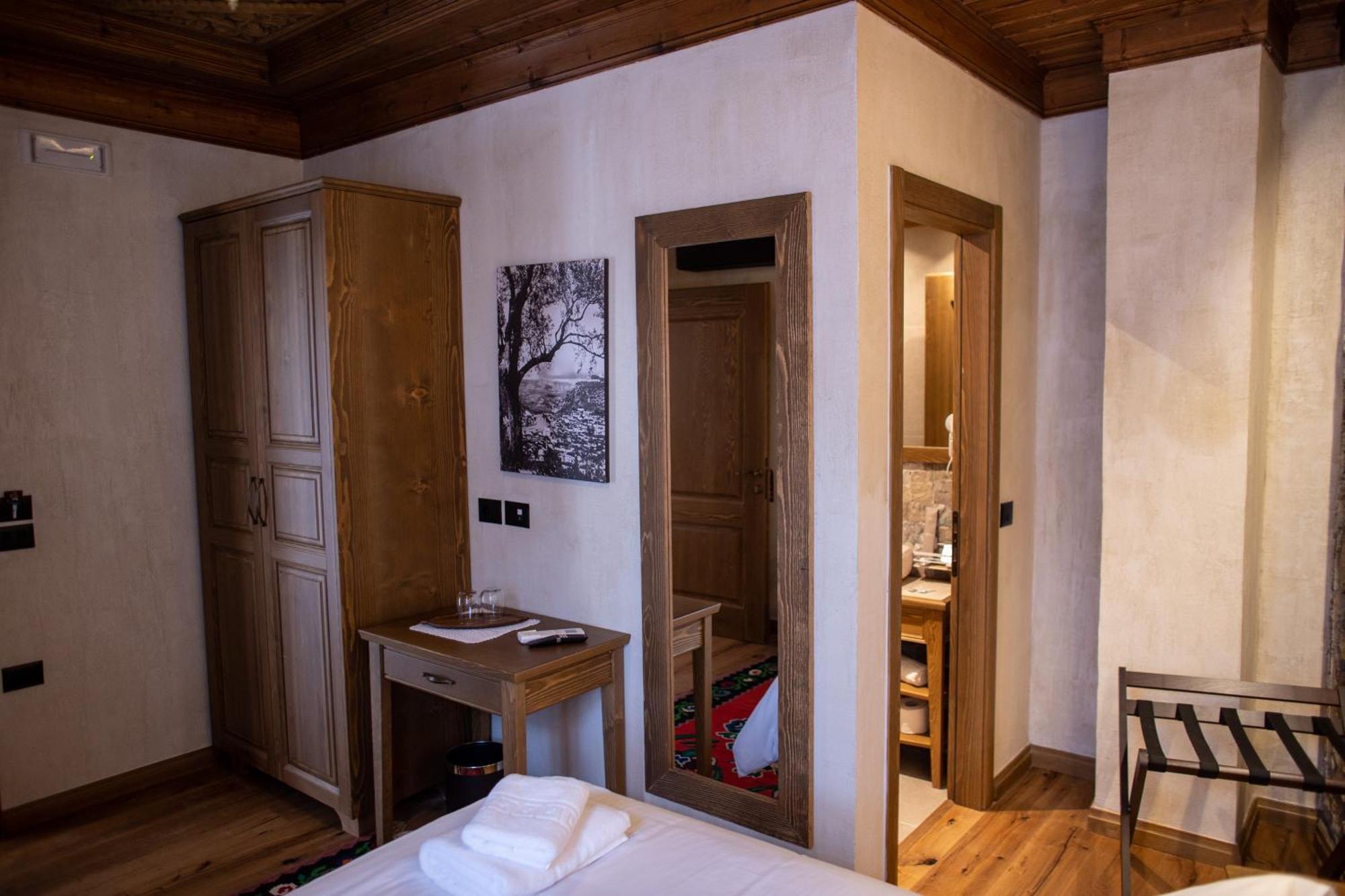 Vista Boutique Hotel 培拉特 外观 照片