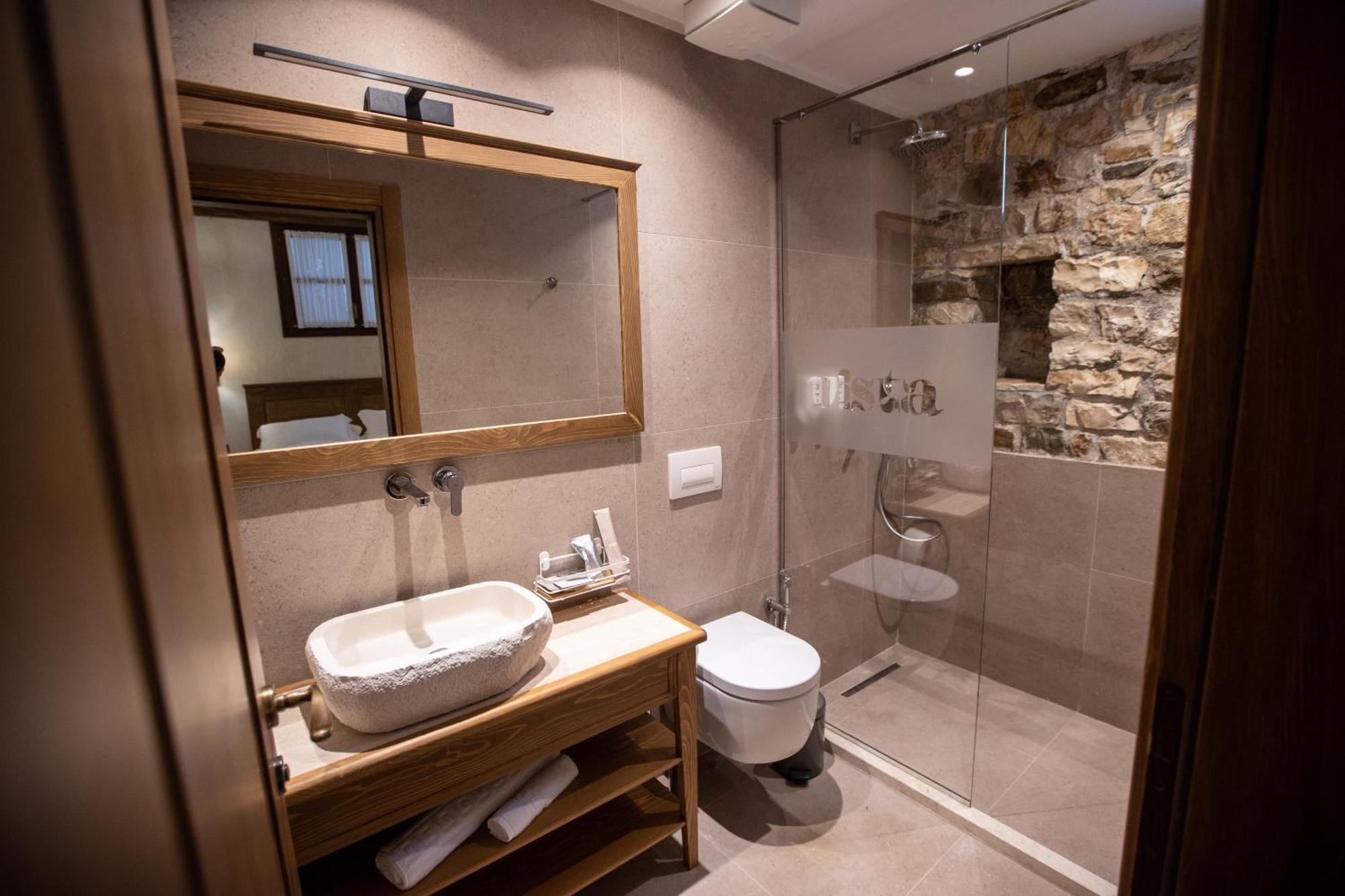 Vista Boutique Hotel 培拉特 外观 照片